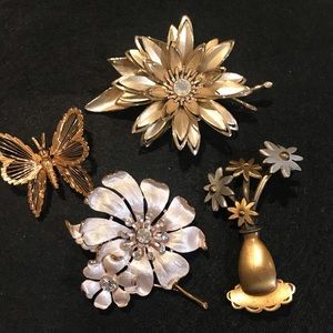 Lot of 4 Vintage Pins/Broaches